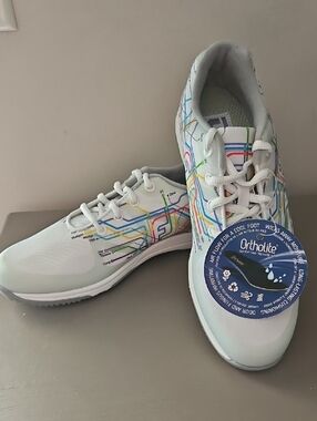 NWT FOOTJOY SUBWAY PRINT LEISURE EDITION LADIES GOLF SHOES SZ 7